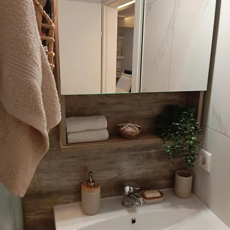 Athina&andrea's Home2 Soluň