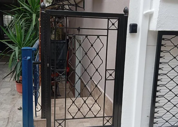 Athina&andrea's Home2 Διαμέρισμα *